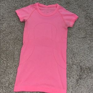 Lululemon Swiftly Short Sleeve Tee